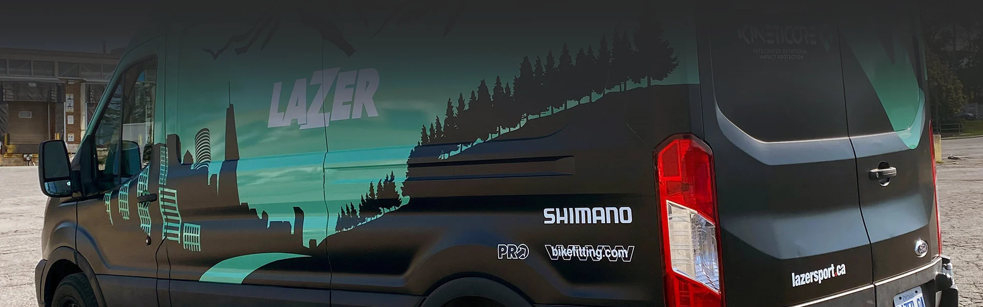 Commercial graphics and fleet wrapping in Toronto